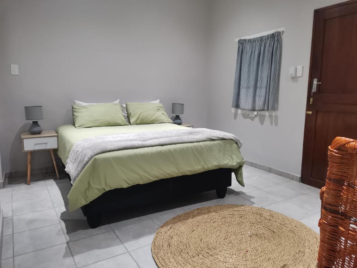 Amapondo Hotell Port Saint Johnʼs Eksteriør bilde
